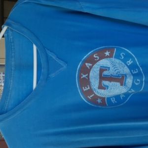 TEXAS RANGERS T-SHIRT SIZE XL SUNLIGHT ON PICTURE NEED NEW PICTURE